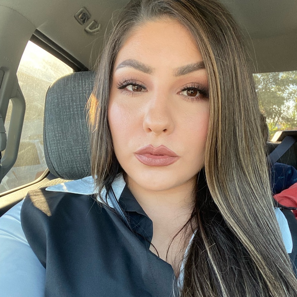 Meet your Posher, Lucero
